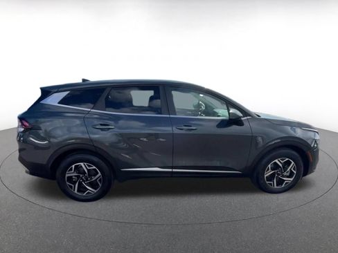 Used 2025 Kia Sportage LX FWD image 15