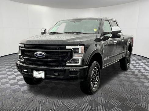 Used 2022 Ford F350 Platinum w/ Tremor Off-Road Package image 3