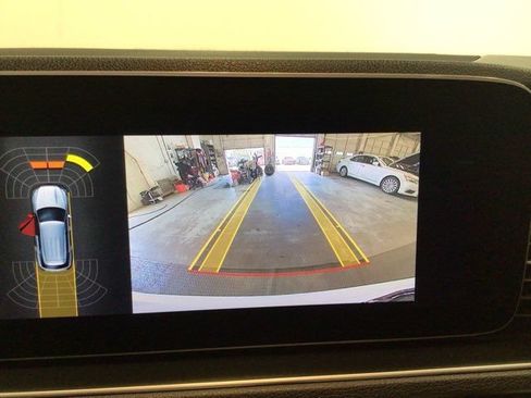 Used 2020 Mercedes-Benz GLE 350 4MATIC image 24