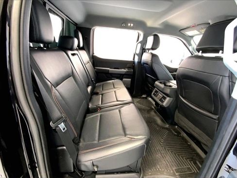 Used 2023 Ford F250 Lariat w/ Sport Appearance Package image 25