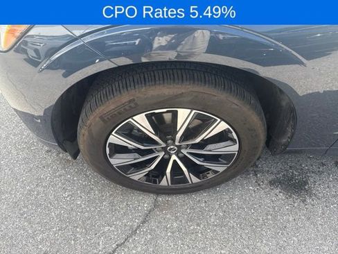 Certified 2023 Volvo XC60 B5 Plus AWD/4WD image 20