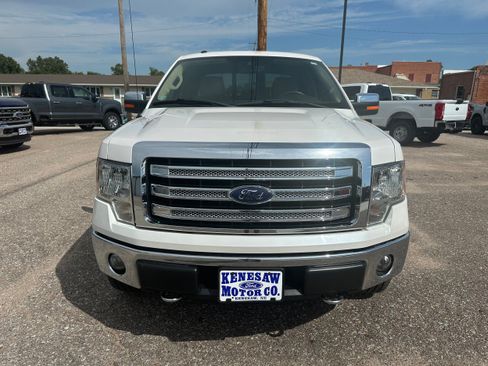 Used 2014 Ford F150 Lariat w/ Lariat Chrome Package AWD/4WD image 2