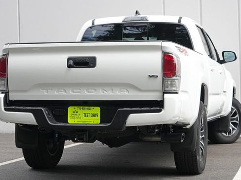 Used 2023 Toyota Tacoma TRD Sport w/ Black Out Package (TMS) AWD/4WD image 5