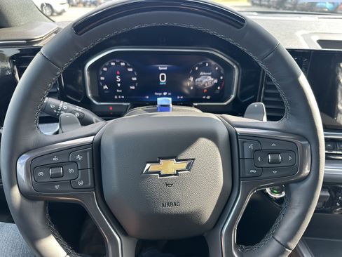 New 2026 Chevrolet Silverado 1500 High Country AWD/4WD image 15