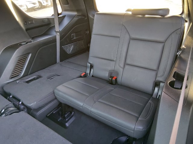Used 2025 Chevrolet Tahoe LT RWD image 13