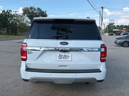 Used 2021 Ford Expedition XLT RWD image 9