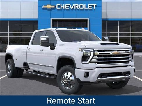New 2026 Chevrolet Silverado 3500 High Country w/ Technology Package image 8