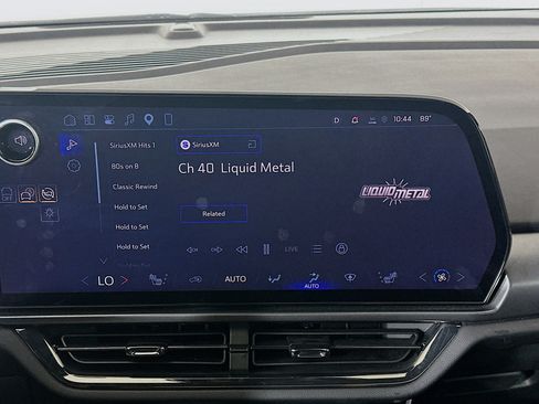 Used 2024 Chevrolet Equinox EV RS FWD image 21