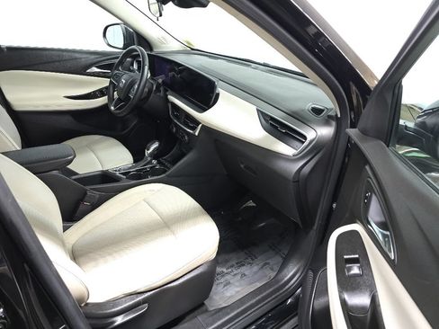 Used 2024 Buick Encore GX Preferred AWD/4WD image 15