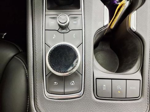 Used 2019 Cadillac XT4 Premium Luxury image 22