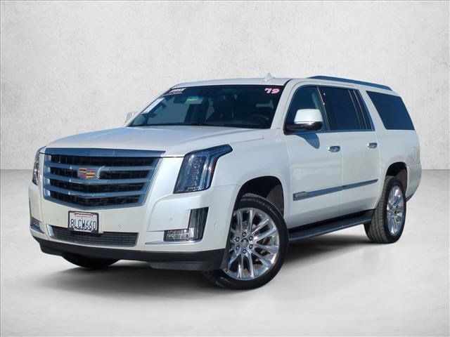 Used 2019 Cadillac Escalade ESV Luxury RWD image 1