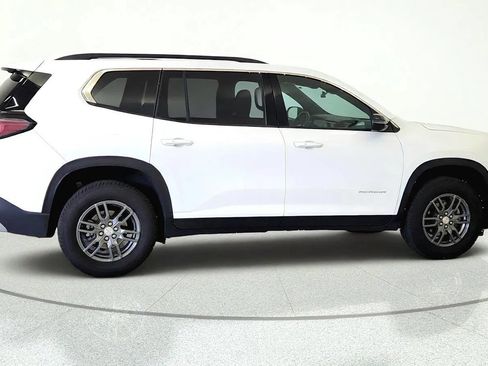 Used 2026 GMC Acadia Elevation FWD image 6
