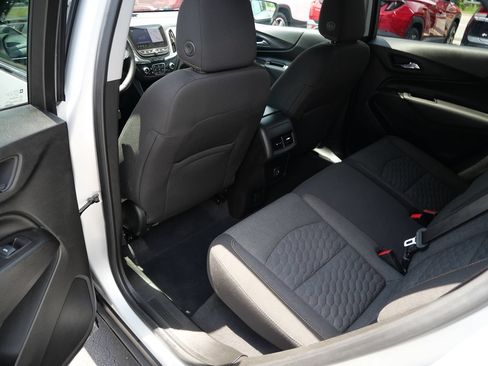 Used 2020 Chevrolet Equinox LT AWD/4WD image 19