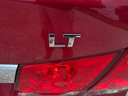 Used 2011 Chevrolet Cruze LT FWD image 23