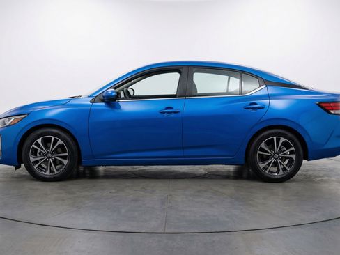 Used 2025 Nissan Sentra SV image 5