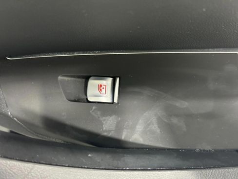 Certified 2023 BMW X3 xDrive30i w/ Premium Package image 23