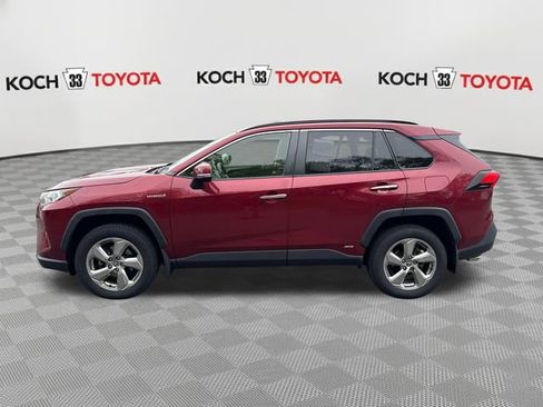 Used 2020 Toyota RAV4 Limited w/ Carpet Mat Package AWD/4WD image 4