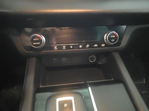 Used 2022 Mitsubishi Outlander ES image 25