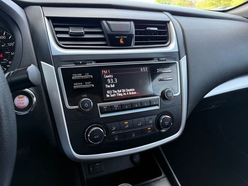 Used 2016 Nissan Altima 2.5 S w/ Power Driver Seat Package FWD image 34