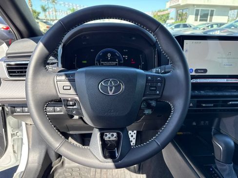 Used 2026 Toyota Camry SE w/ Multimedia Upgrade Package FWD image 22