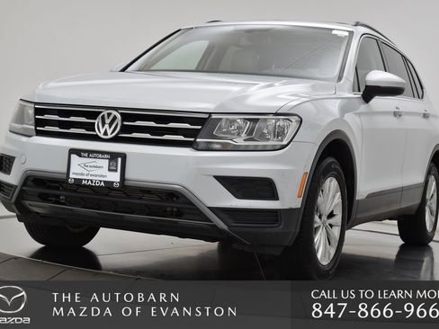 Used 2019 Volkswagen Tiguan SE w/ Panoramic Sunroof Package image 14
