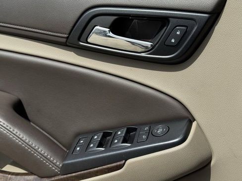 Used 2019 Chevrolet Tahoe LT RWD image 25