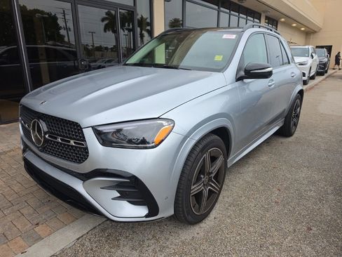 Used 2026 Mercedes-Benz GLE 450 4MATIC image 3