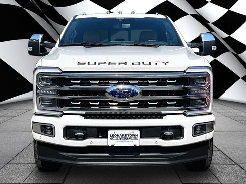 Used 2024 Ford F350 Platinum AWD/4WD image 3