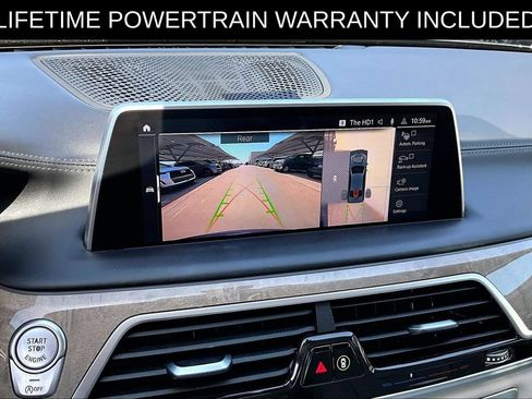 Used 2020 BMW 740i w/ Premium Package RWD image 27