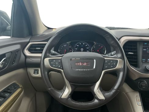 Used 2018 GMC Acadia Denali w/ Technology Package AWD/4WD image 12