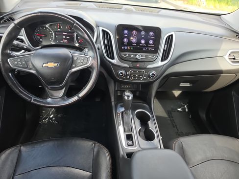 Certified 2020 Chevrolet Equinox LT w/ Midnight Edition FWD image 9