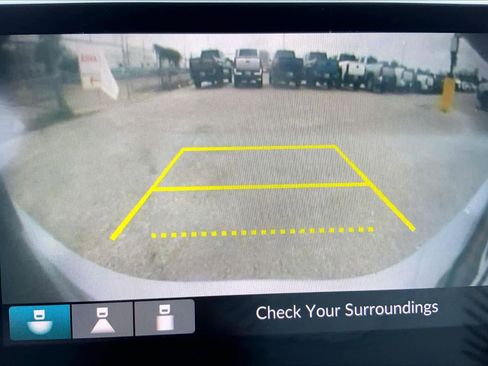 Used 2023 Honda Civic Sport image 25