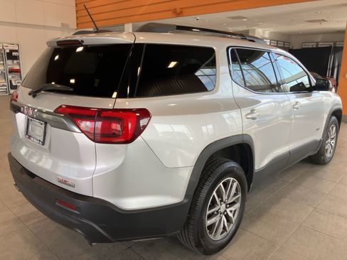 Used 2017 GMC Acadia SLE w/ Driver Alert Package I AWD/4WD image 5