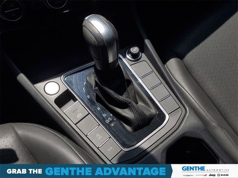 Used 2020 Volkswagen Jetta SE image 21