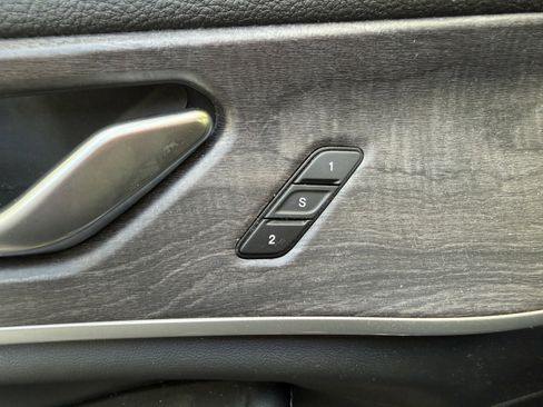 Used 2021 Jeep Grand Cherokee L Limited image 34