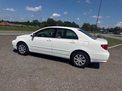 Used 2006 Toyota Corolla LE FWD image 6