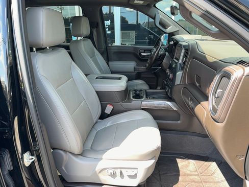 Used 2019 Chevrolet Silverado 1500 LTZ w/ LTZ Plus Package AWD/4WD image 21