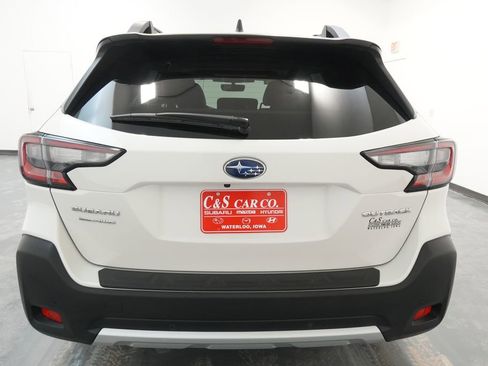 Used 2024 Subaru Outback Limited image 8