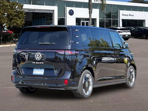 New 2025 Volkswagen ID. Buzz Pro S RWD image 4