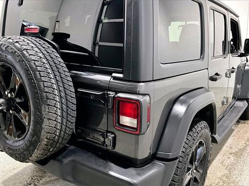 Used 2020 Jeep Wrangler Unlimited Sport image 24