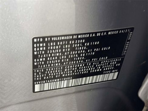 Used 2021 Volkswagen Tiguan SEL image 16