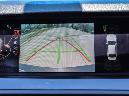 Used 2016 BMW 528i xDrive Sedan image 9