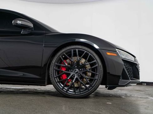 Used 2020 Audi R8 V10 image 11