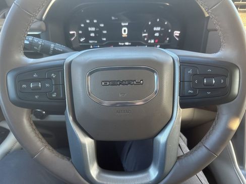 Certified 2023 GMC Yukon Denali image 23