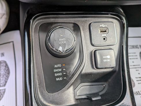 Used 2019 Jeep Compass Limited AWD/4WD image 56