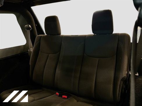 Used 2018 Jeep Wrangler Sport AWD/4WD image 22