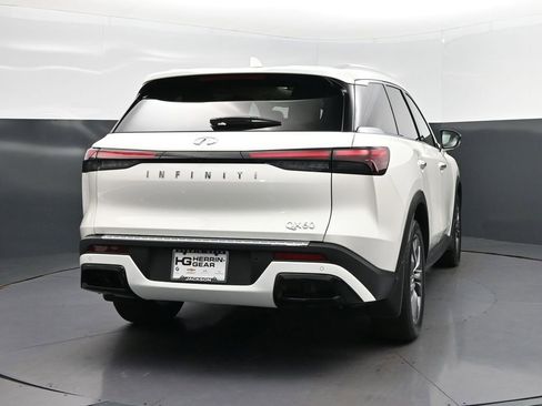Certified 2023 INFINITI QX60 Luxe w/ Performance Audio Package FWD image 7
