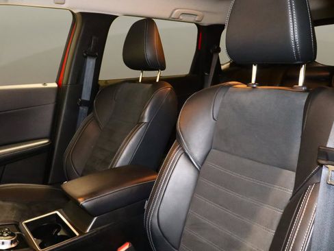 Used 2024 Mitsubishi Outlander SE image 15