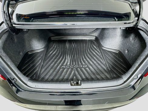 Used 2018 Honda Accord EX-L image 29