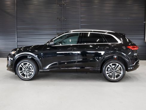 New 2026 Audi Q5 Premium AWD/4WD image 10
